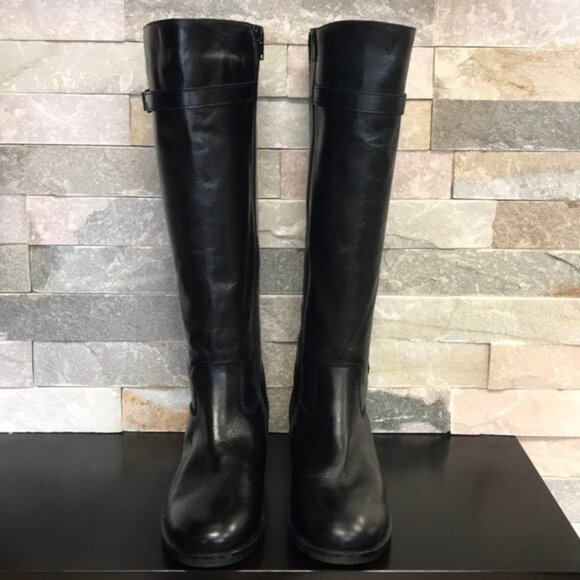 Italian Shoemakers Antonia Leather Boot - Picture 9 of 13